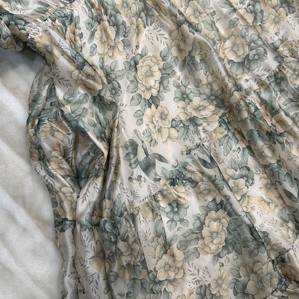 Floral Ruffle Dress - Picture 2 of 4